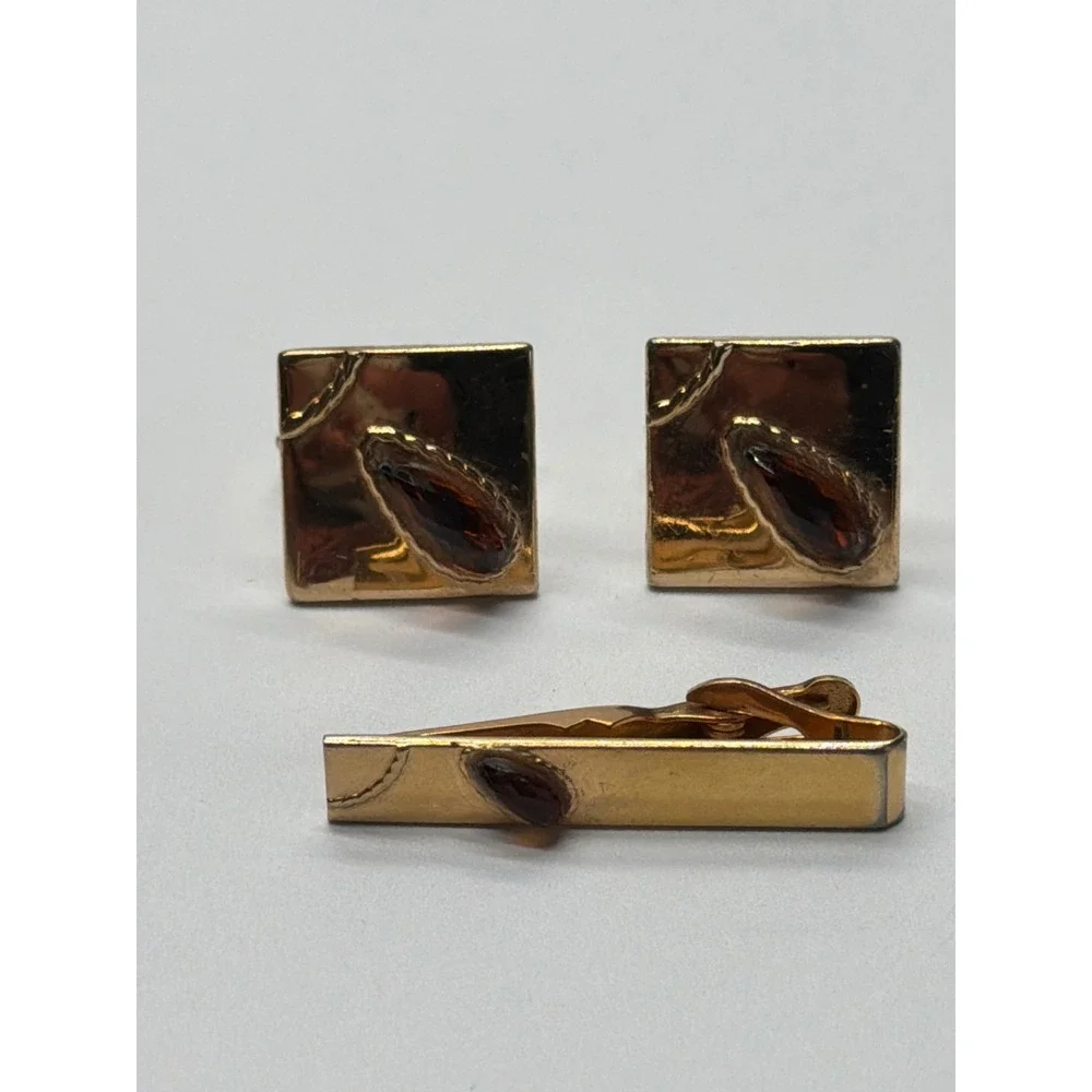 Swank Vintage‎ Mens Gold Tone Cufflinks and Tie Clip Set Red Stone MCM Square